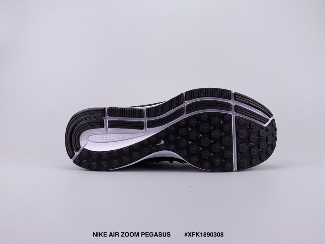 黑马-nikee air zoom pegasus 耐克登月减震跑步鞋 织物材质