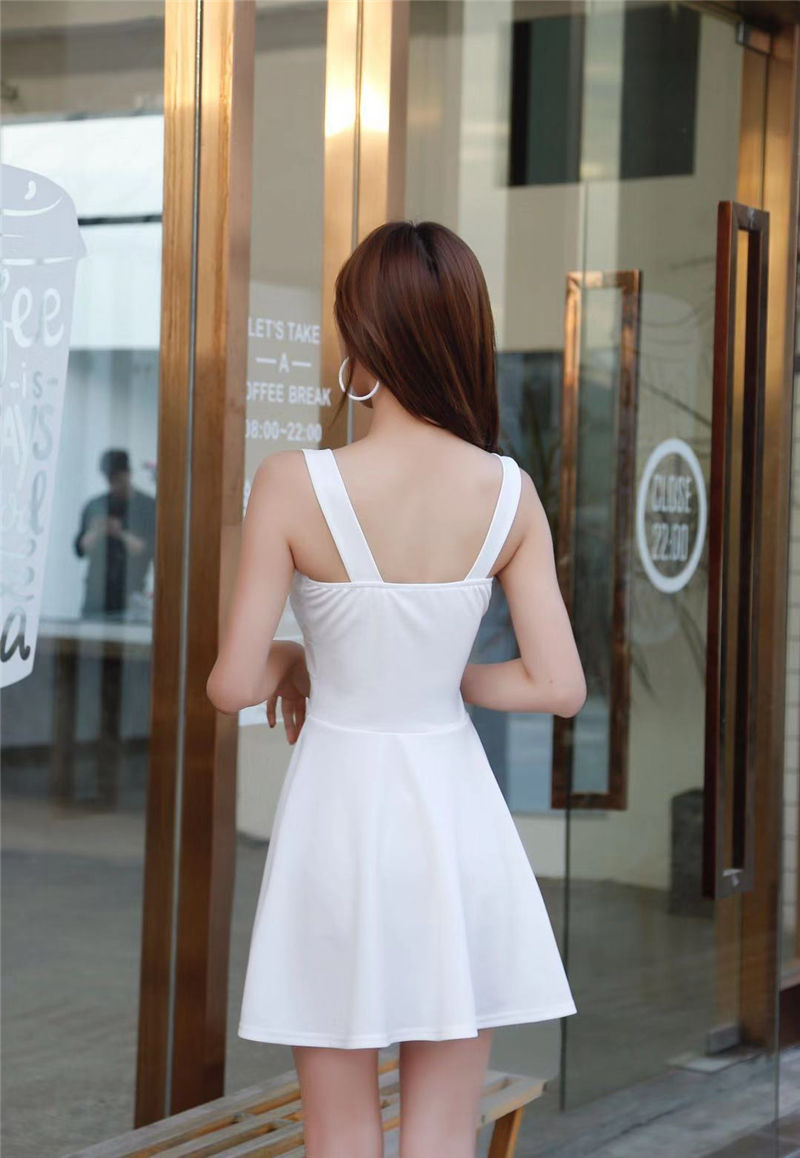 夜店女装性感露胸连衣裙女2020新款吊带裙低胸露背弹力显瘦短裙子
